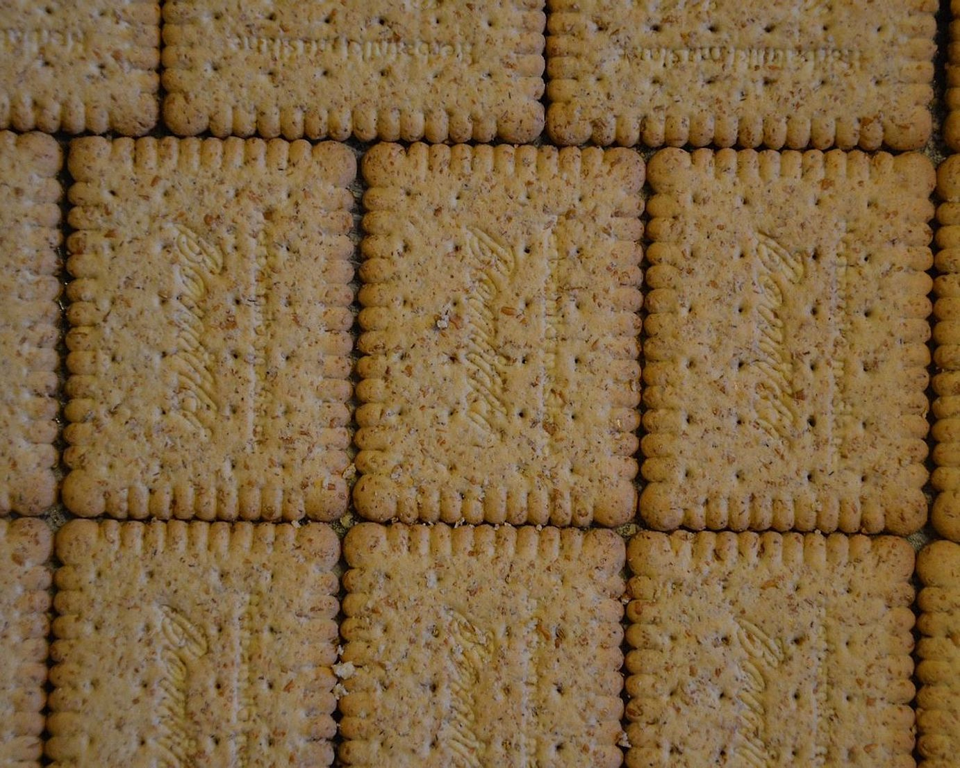 Confectionery display